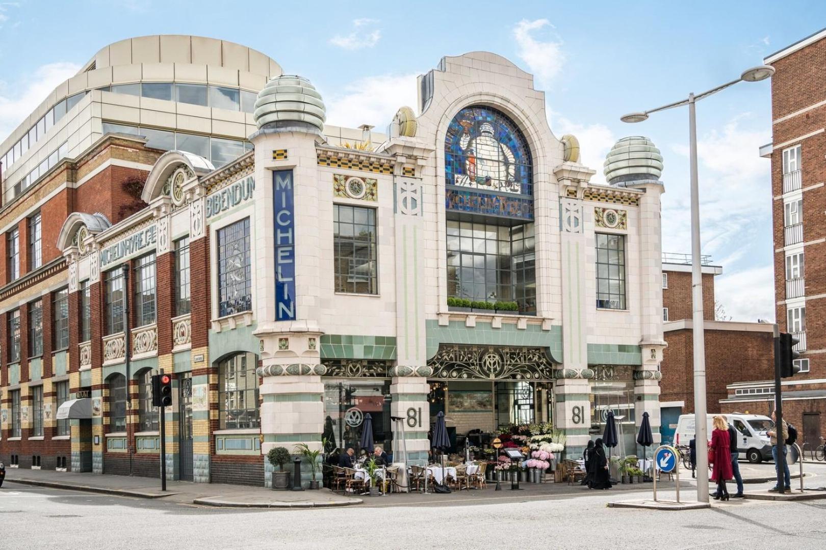 New Sleek & Modern In The Heart Of Chelsea Ferienhaus London